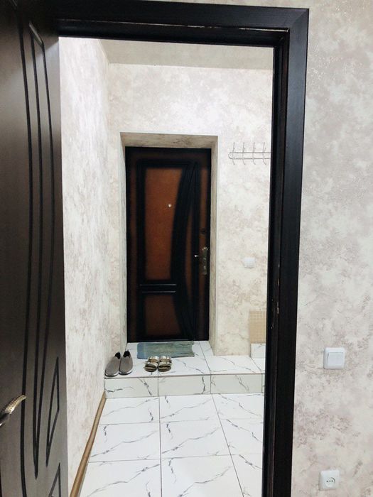 Сдается 1-комнатная квартира на кадышева бывшее общежитие.