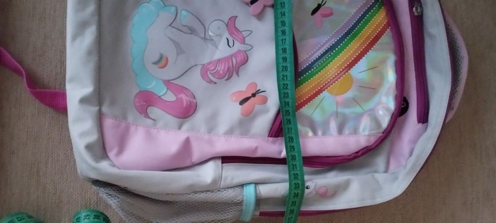 Детска раница с моливник