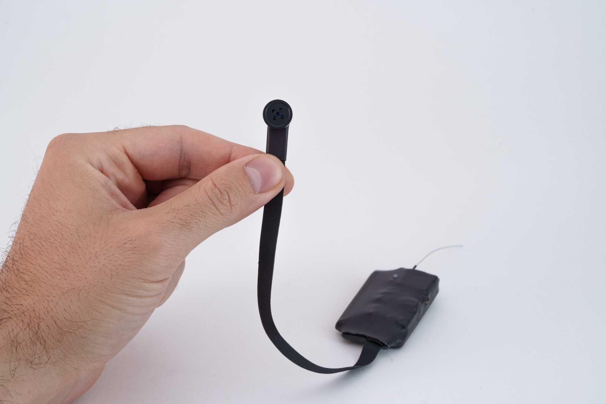 Mini Camera Video pentru Copiat in Nasture - Imagini LIVE Nedetectabil