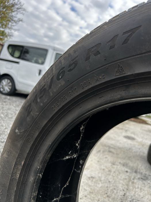 4бр Гуми зимни Pirelli 215/65R17