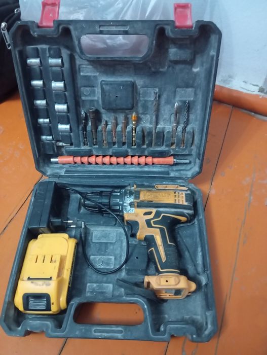 Шуруповёрт  Девольт