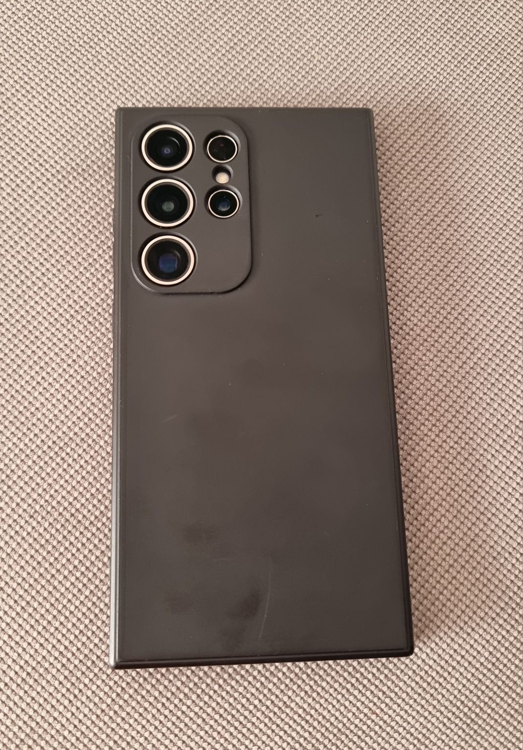 Samsung galaxy s24 ultra с 2години гаранция