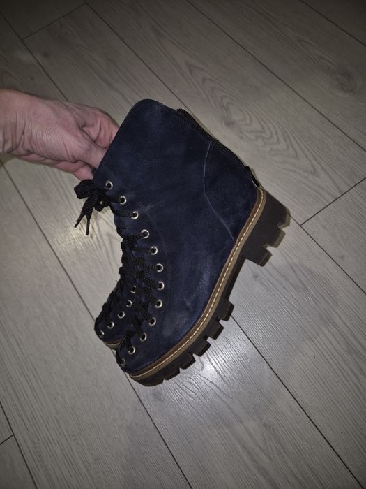 Ghete piele intoarsa nr.35