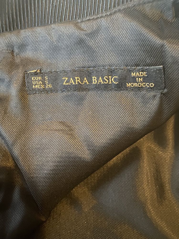 Малка черна рокля Zara