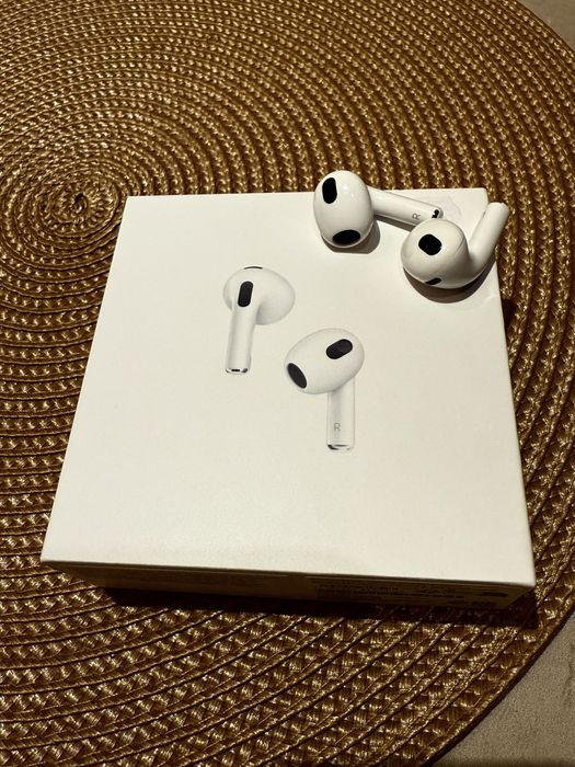 Casti AirPods Apple 3rd generation