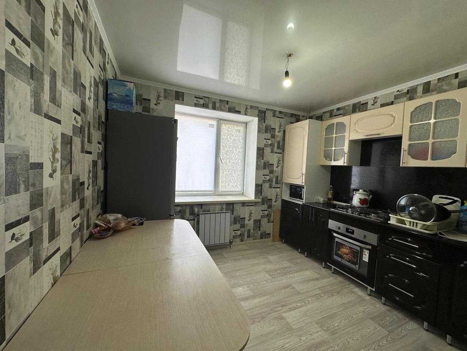 Продам 2-х комнатную квартиру в районе КЖБИ