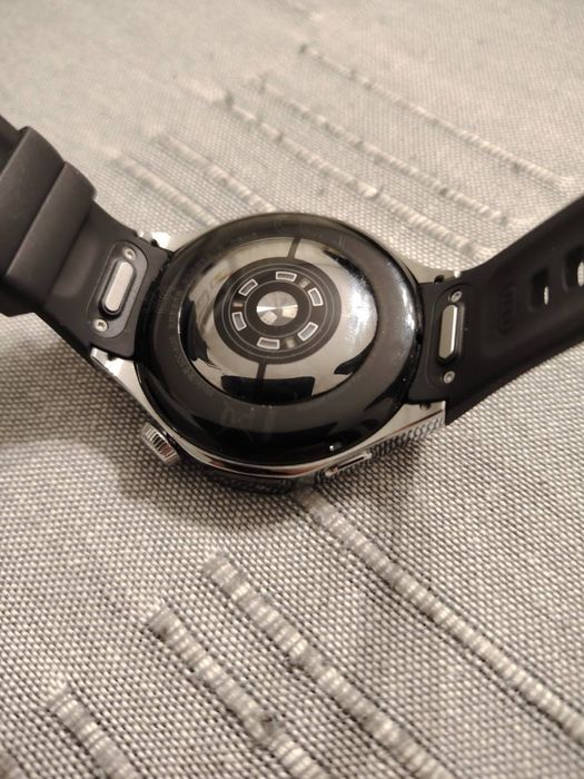 Смарт часовник Huawei Watch 5