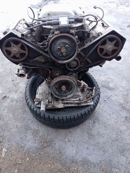 Двигатель 2,6 в сборе.