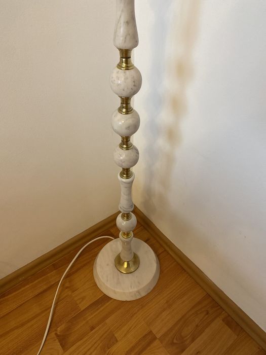 Lampadar marmură & alamă – unicat Grecia, lux, stare perfec