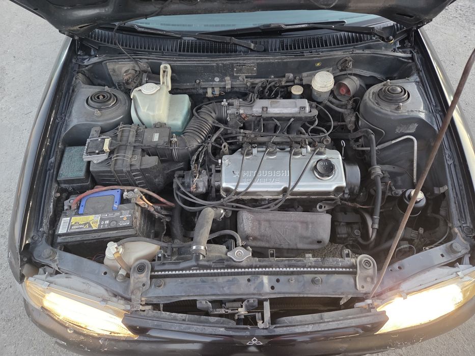 Продам машину митсубиси лансер