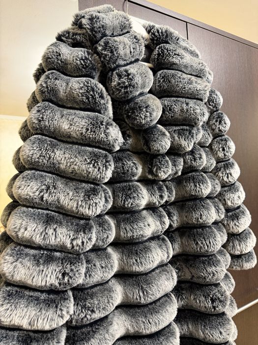 Haina de Blana cu guler