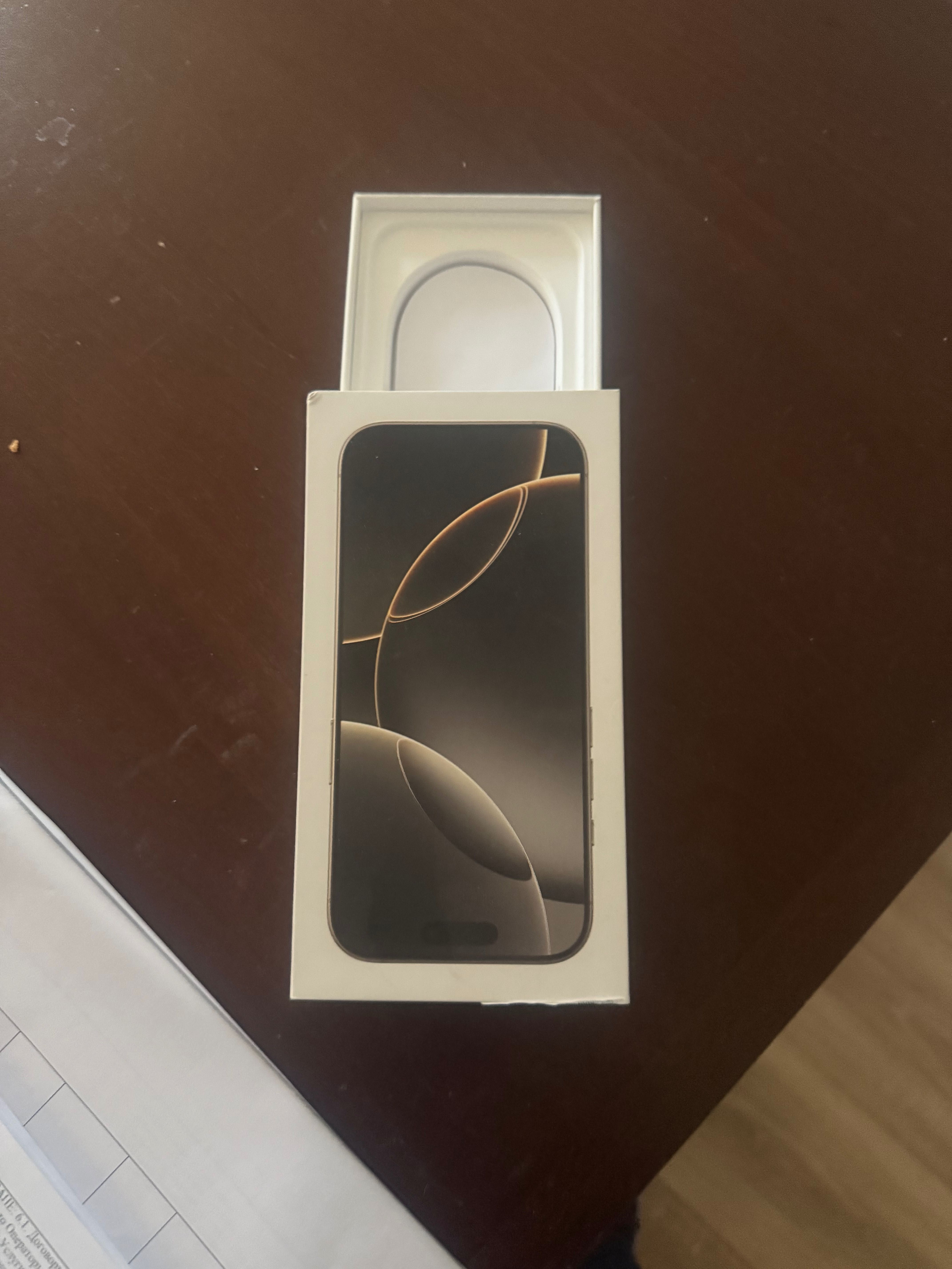 Iphone 16 pro с гаранция