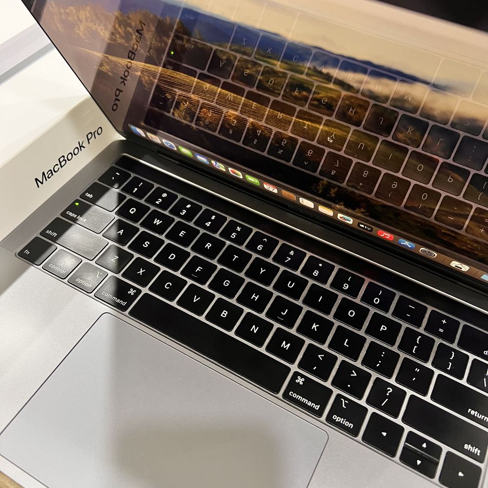 Macbook Pro 13" Core i7 16/512 Space Grey 2018