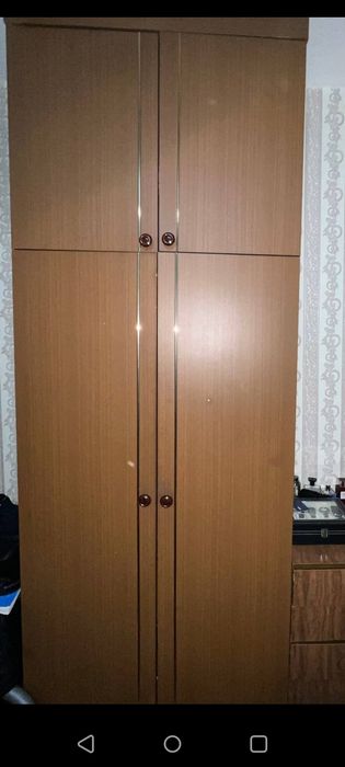 Хитой мебели ва стенка сотилади егиб упаковка килиб куйилган