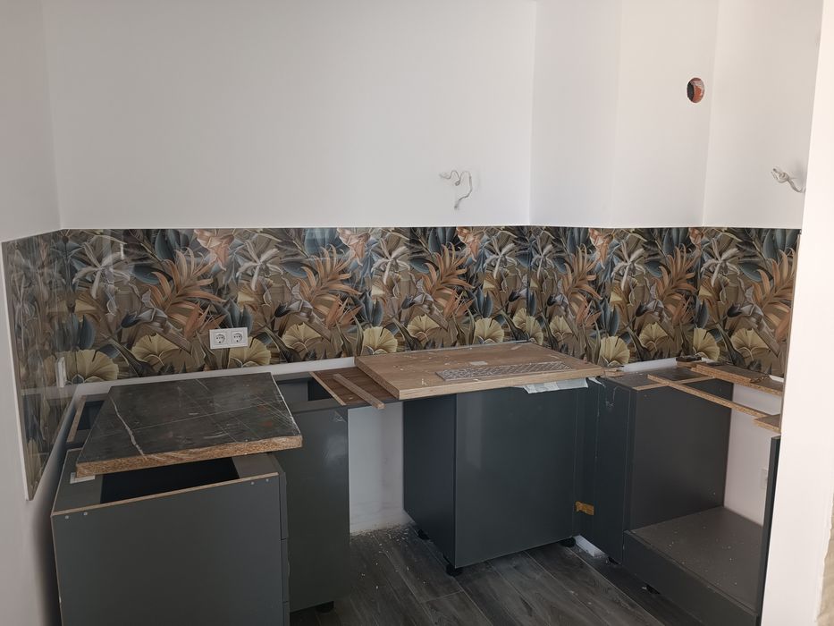 Майстор фаянс, теракот, бани