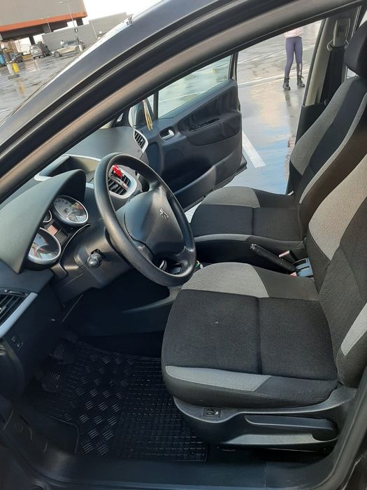 Peugeot 207 1,4 benzina  2008