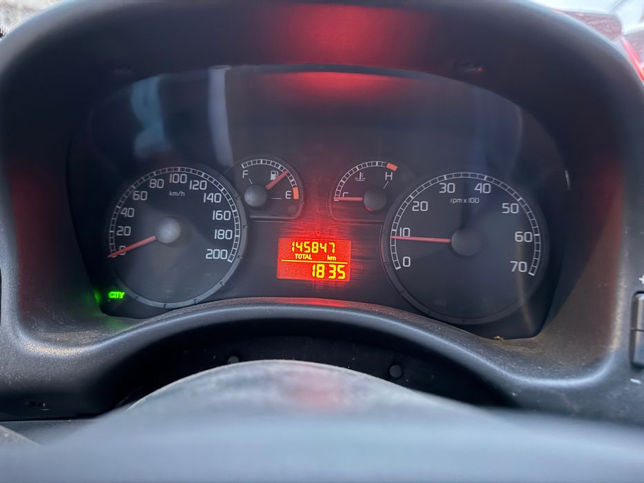 Fiat Punto 146k km functioneaza excelent,  actele si verificari la zi