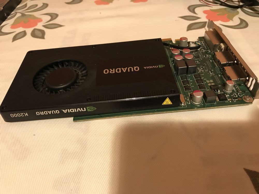 Видео карта Nvidia Quadro K2000