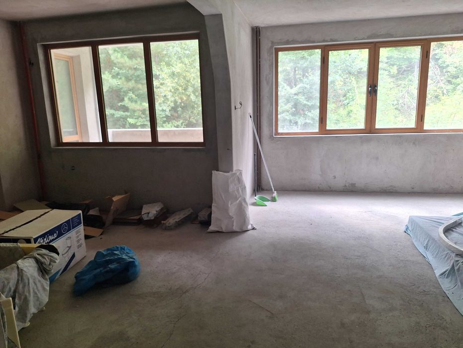 Продава се Тристаен апартамент в Габрово, Център - 101 кв.м за 1263 €/кв.м - Снимка #2