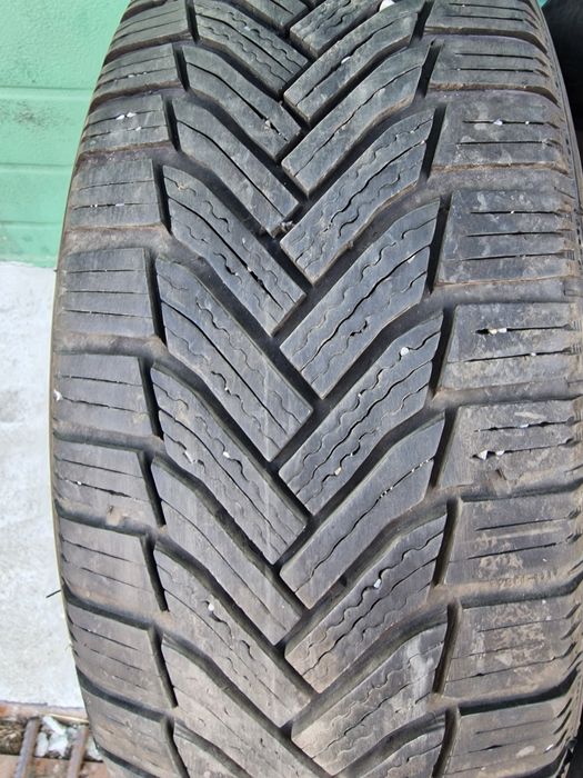 Anvelope 205/60R16 marca Michelin, M +S, DOT 2022