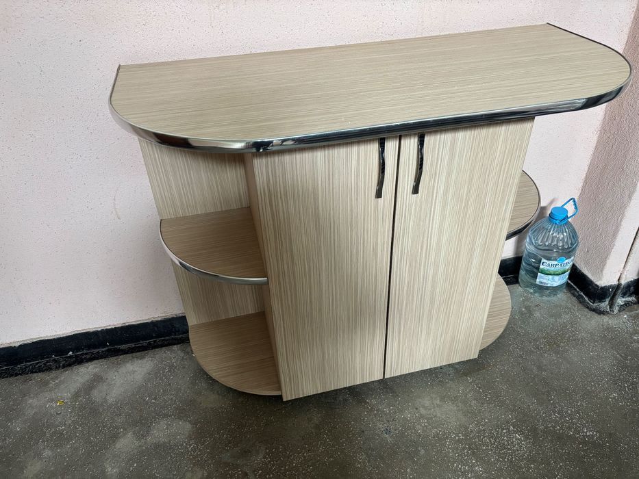 Vând Comoda Pantofar