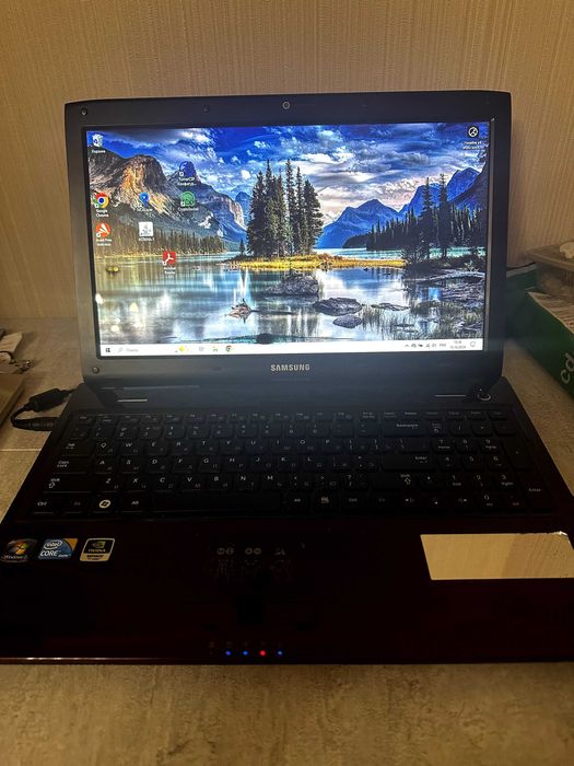 Ноутбук Samsung NP-R580