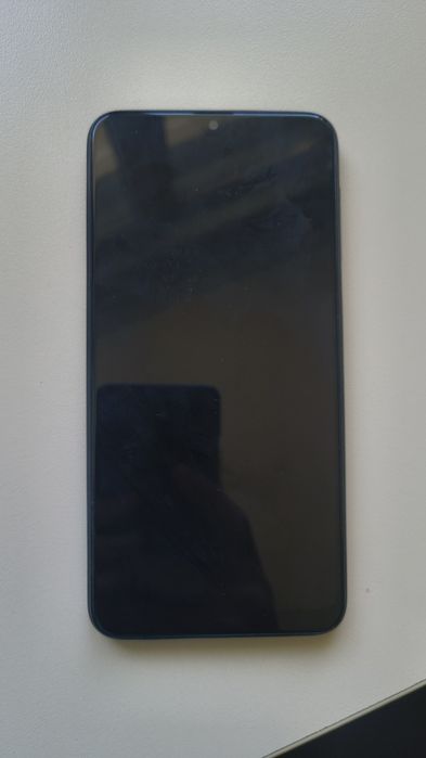 Продавам Samsung A10