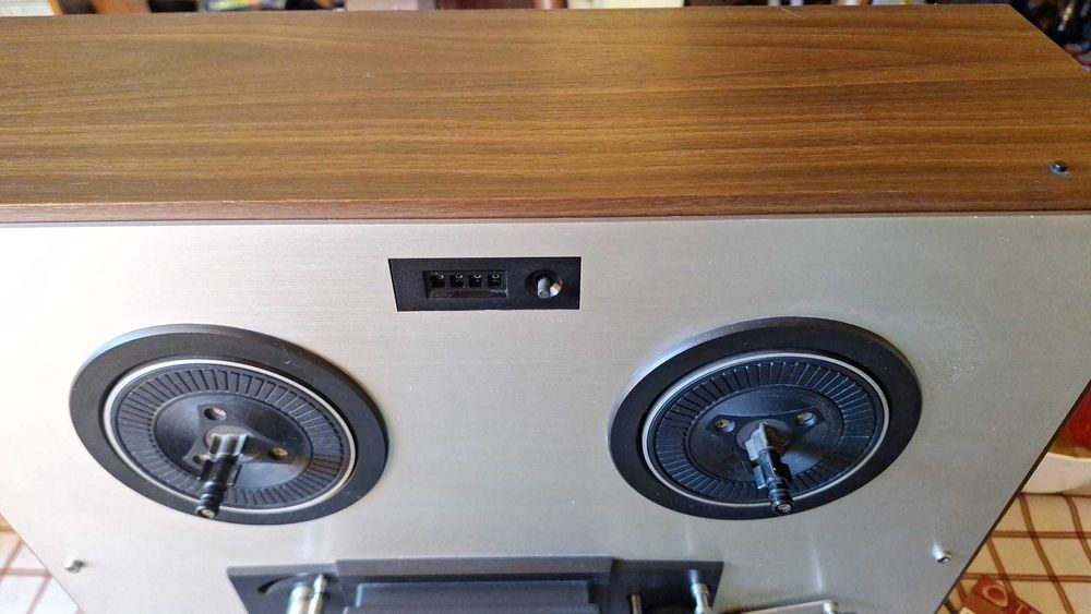 Magnetofon Akai GX-230D