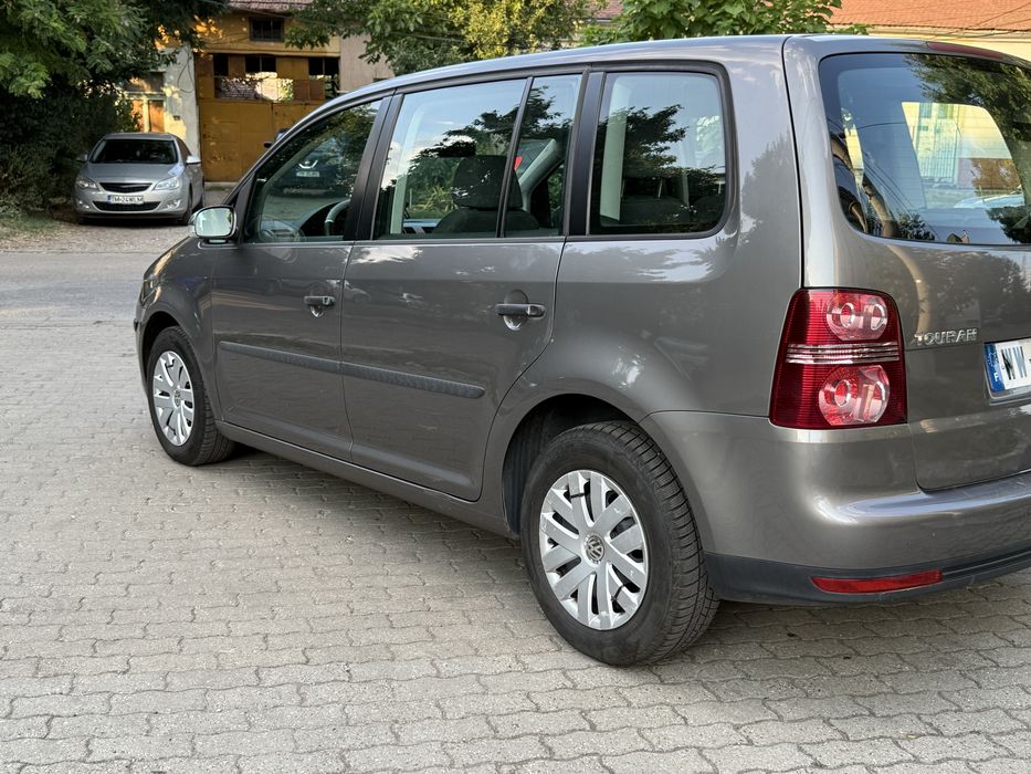 Vw Touran 1.9 7 locuri recent adus in tara