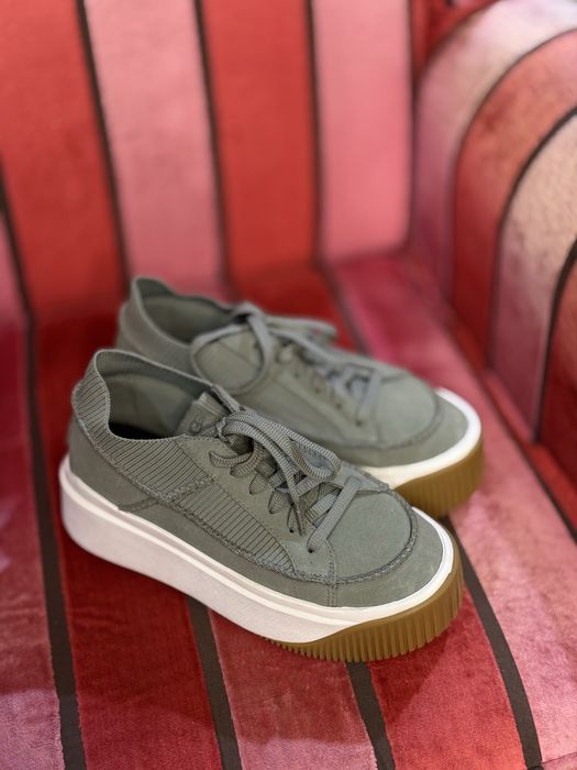 Маркови обувки и маратонки различни размери