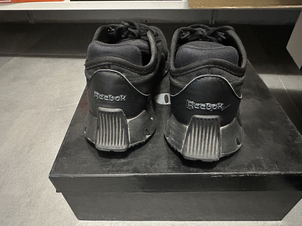 Маратонки - Reebok zyg dinamica