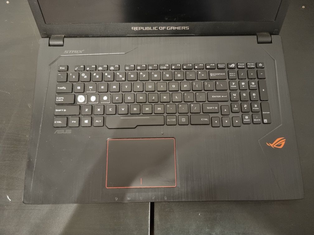 Laptop Asus  STRIX  DE PIESE