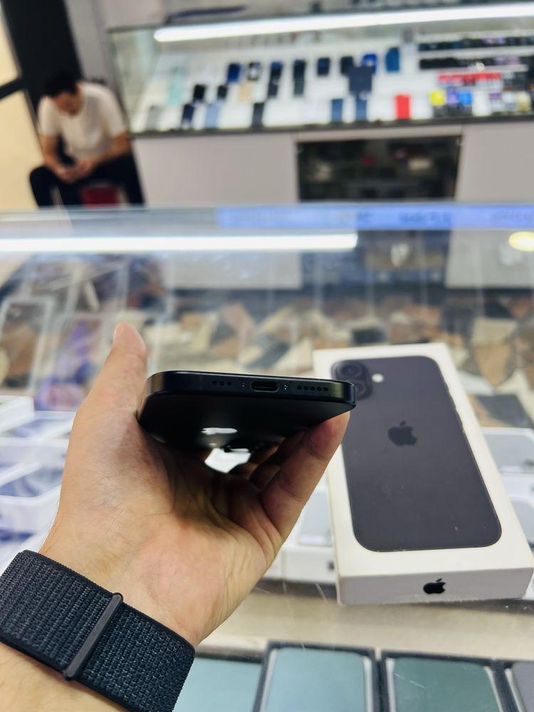iPhone 16  128 gb yengide