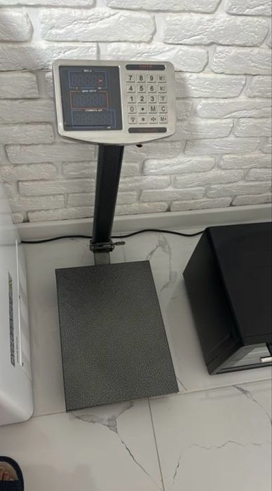 Продам весы торговые