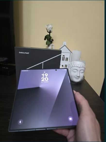 SAMSUNG Galaxy Fold 7 16.1TB