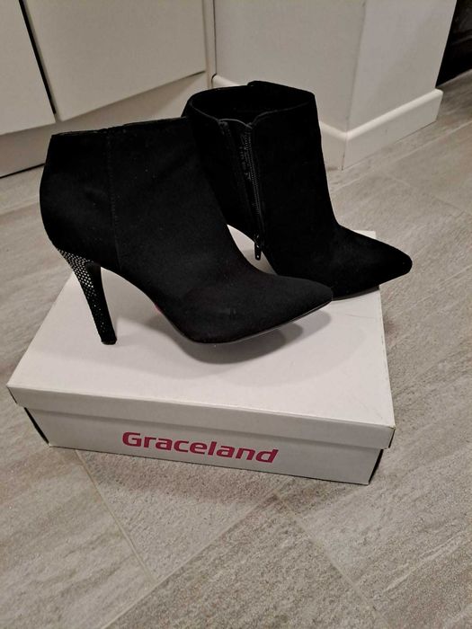 Vand botine elegante