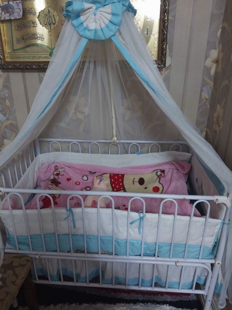 Продается железная детская кровать