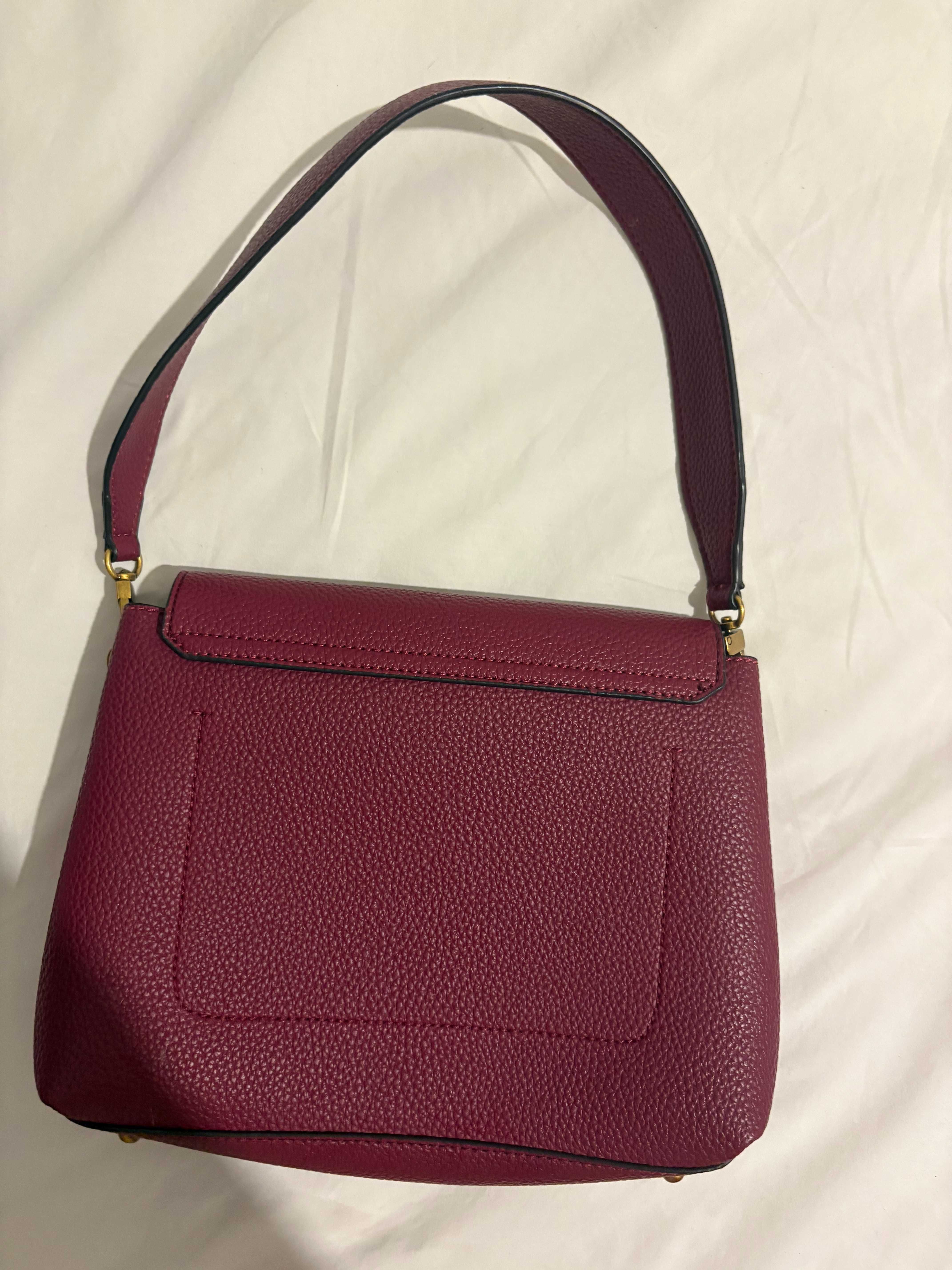 Чанта Guess – естествена кожа, бордо