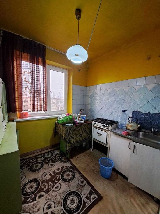 2х комнатная квартира, имеется хороший торг на районе Вокзала