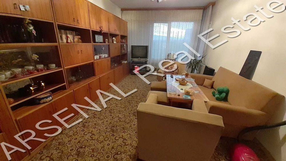 Дава се под наем Тристаен апартамент в София, Света Троица - 90 кв.м за 400 € - Снимка #4