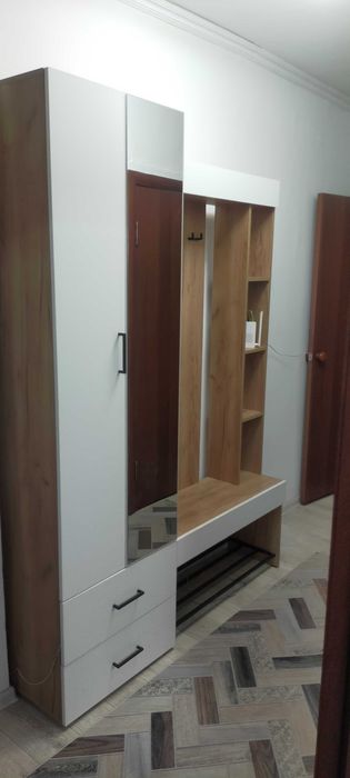 Шкаф для прихожей