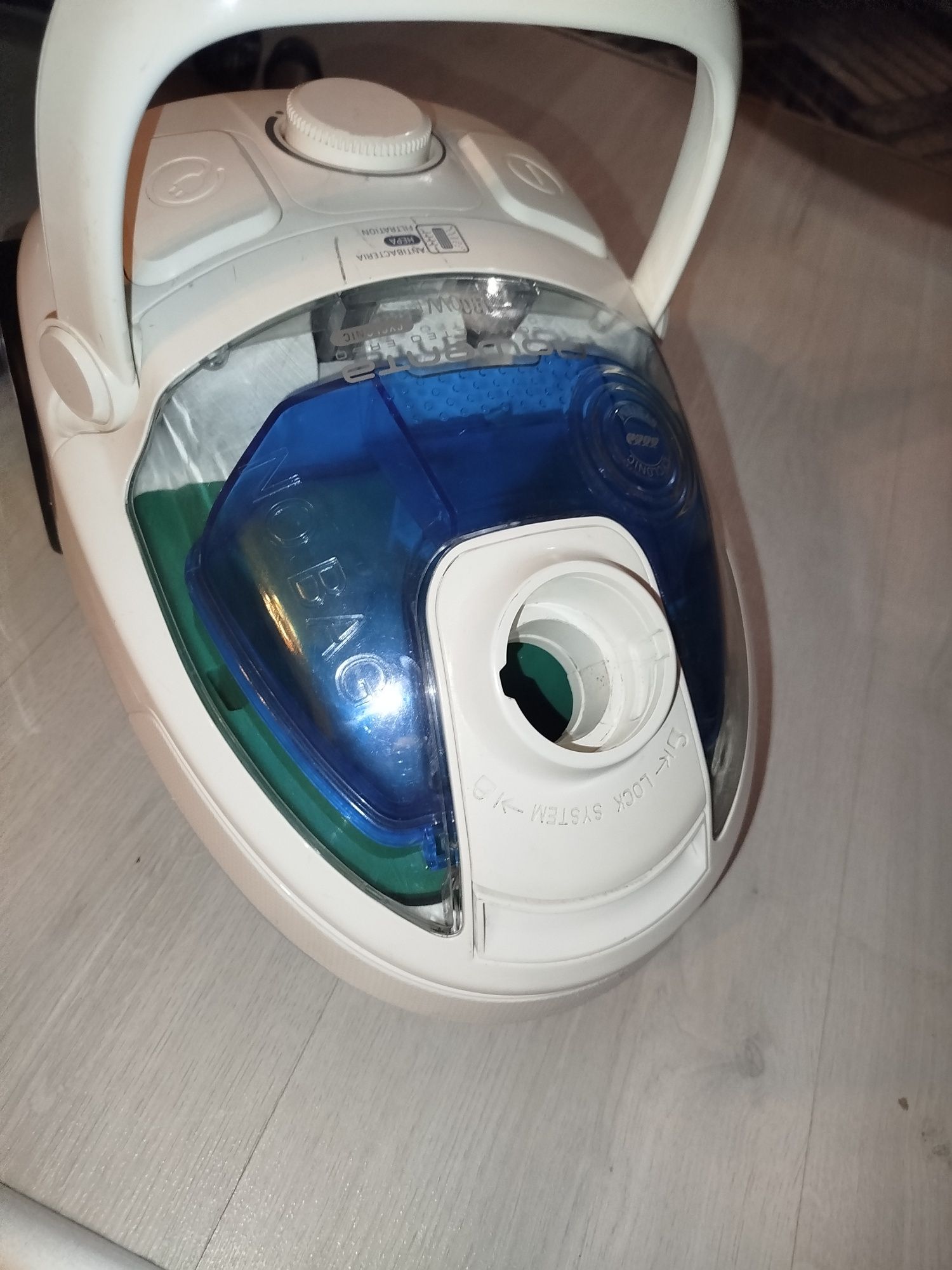 Прахосмукачка rowenta 1800w cyclonik