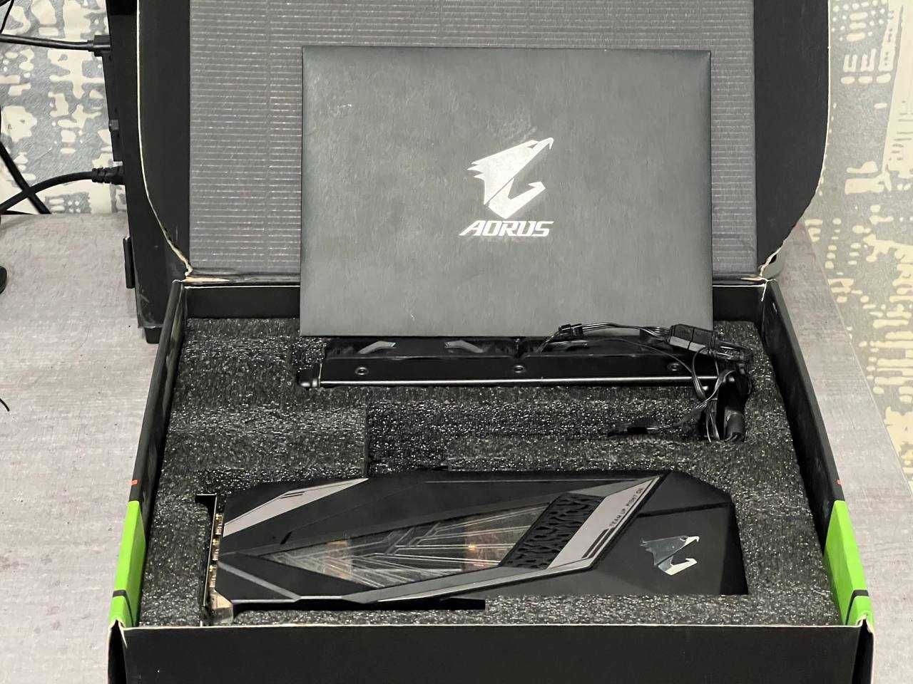 Placa Video GIGABYTE AORUS RTX 2080 Super Waterforce 8G