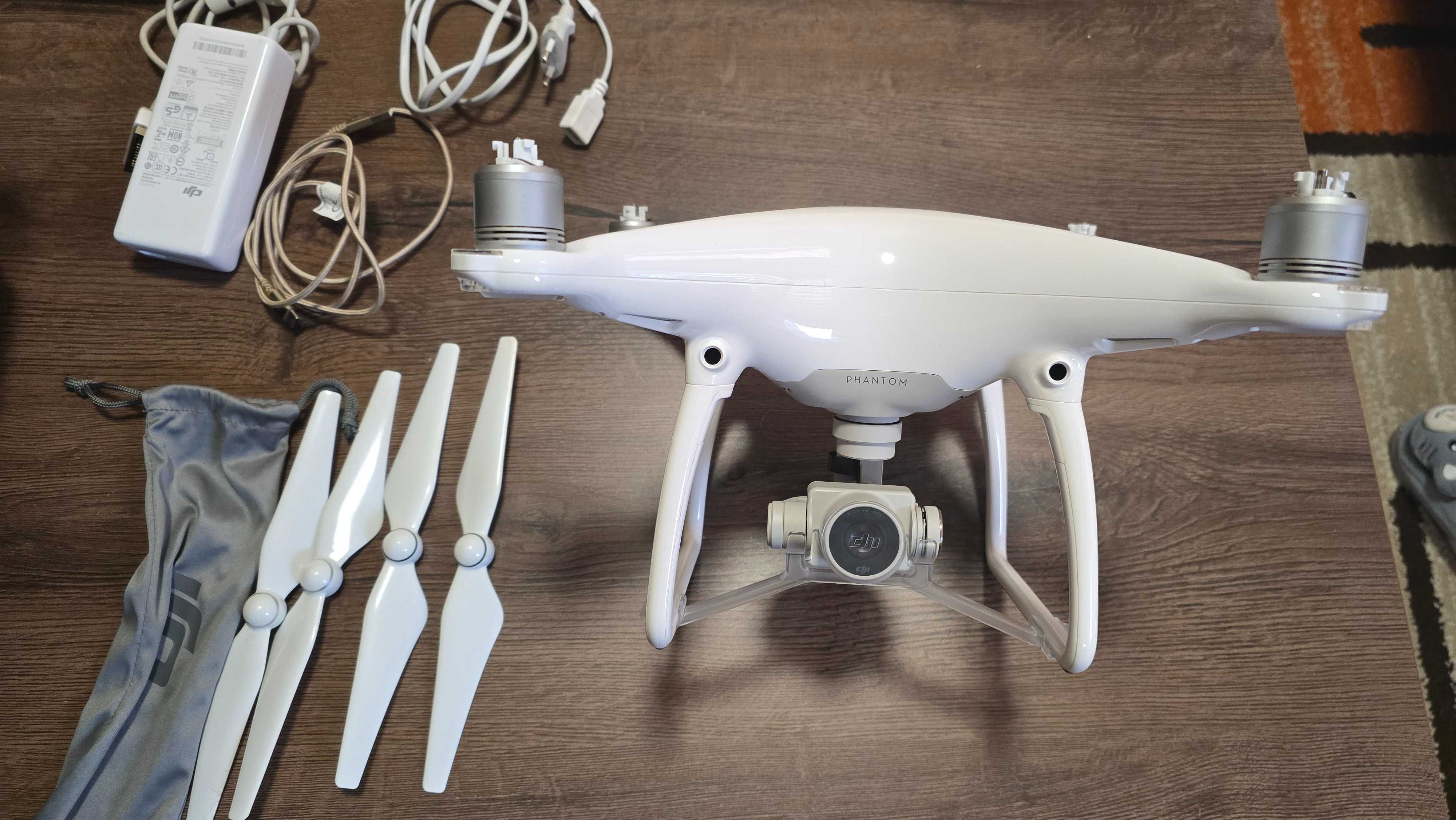 Дрон DJI PHANTOM 4+ раница