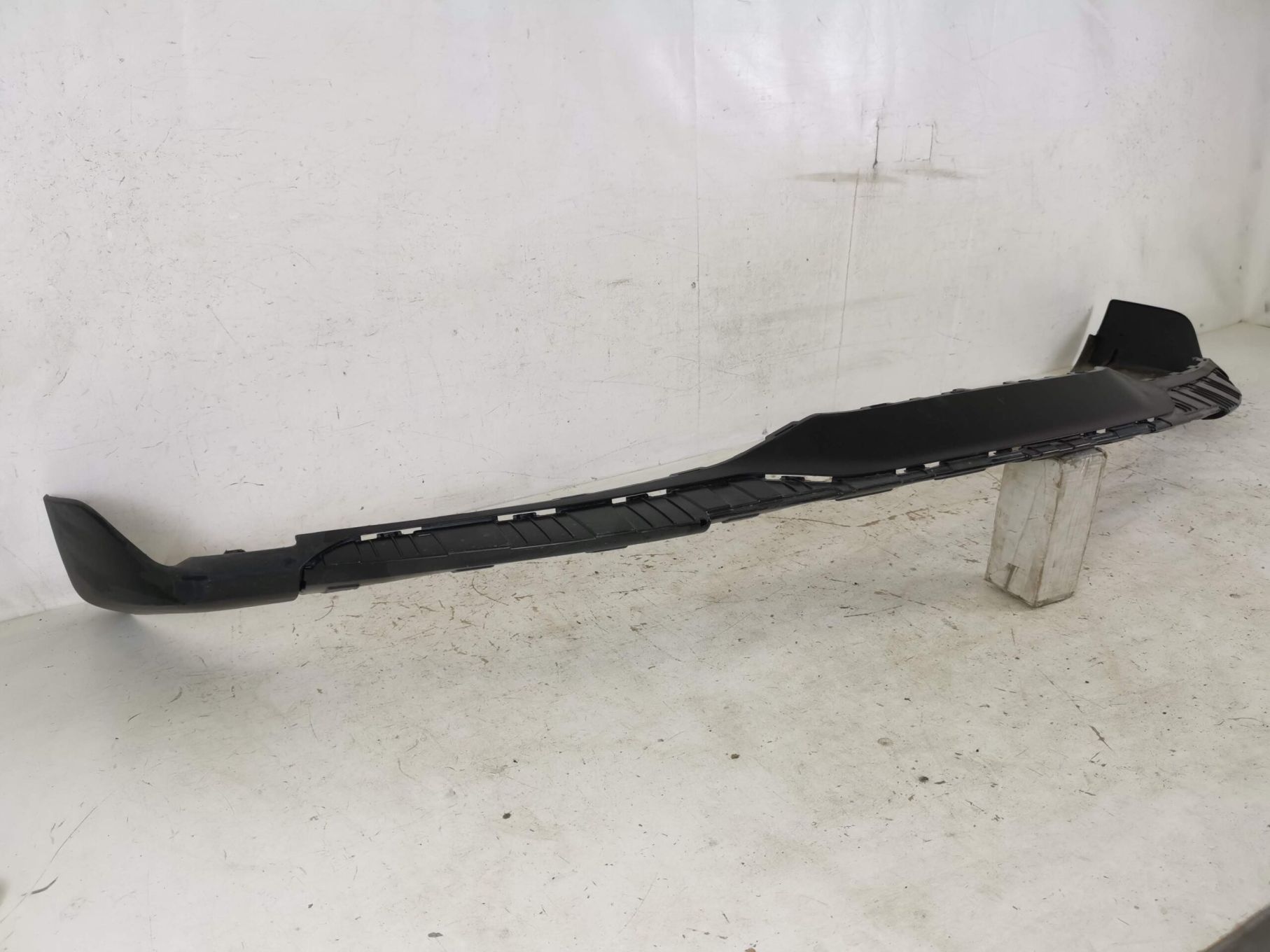 Fusta Spoiler Bara Fata Porsche  Taycan 1 [2019 - 2019] Originala In S