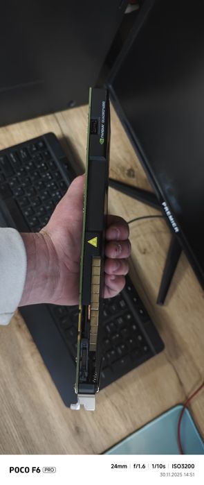 NVIDIA Quadro 4000 ddr5 2gb/256bit