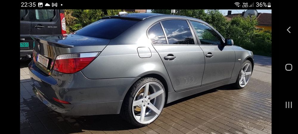 Vend BMW e60 2,2 benzina