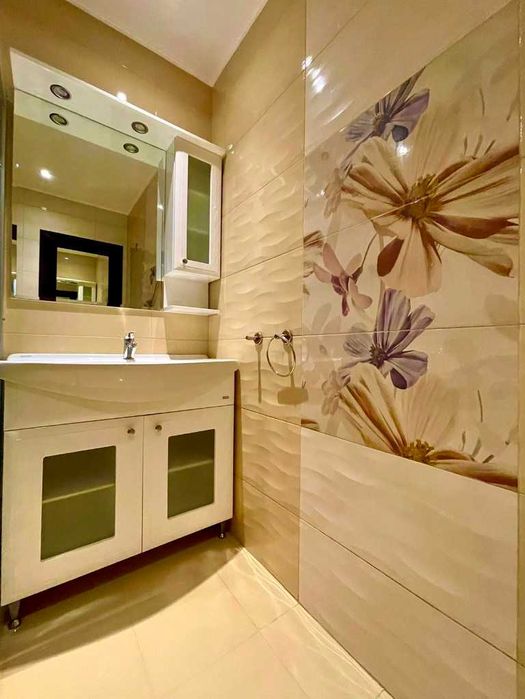 Дава се под наем Двустаен апартамент в София, Дианабад - 70 кв.м за 663 € - Снимка #12