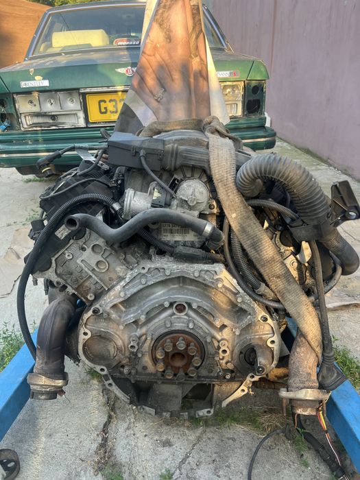 Motor V8 BMW N62B44