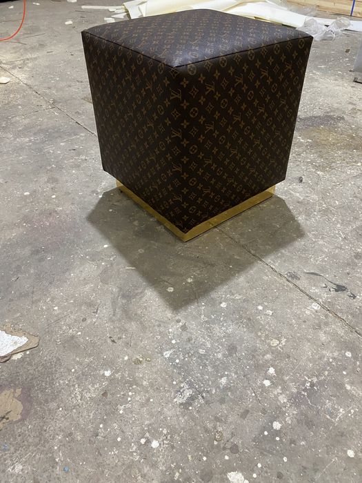 Пуфик ткань кожа Louis Vuitton